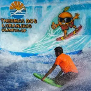 Pista de Surf atração radical no Thermas dos Laranjais