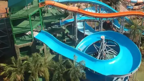 Toboágua Família Thermas dos Laranjais