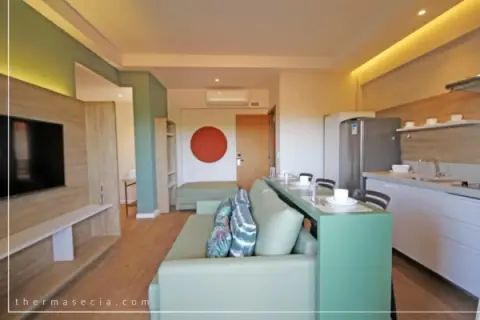 Hospedagem Hot Beach Suítes Olímpia