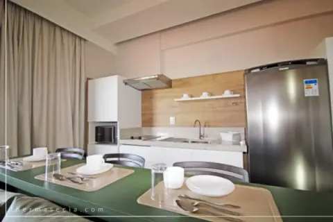 Hospedagem Hot Beach Suítes Olímpia