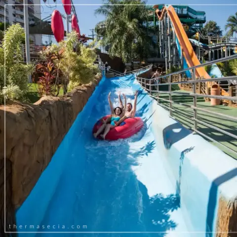 thermas-e-cia-imagem-galeria-toboagua-em-s-atracao-para-familia-no-thermas-dos-laranjais-6897a7e549be3_1.webp