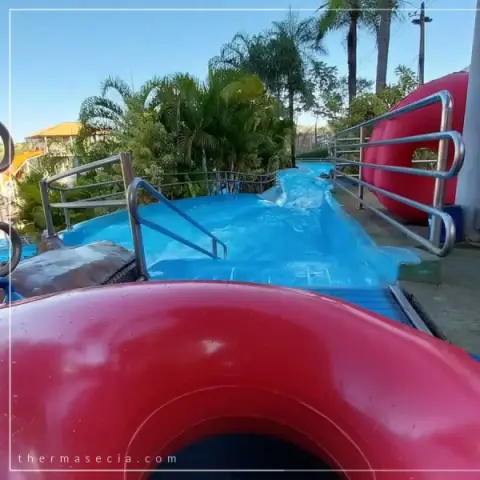 thermas-e-cia-imagem-galeria-toboagua-em-s-atracao-para-familia-no-thermas-dos-laranjais-6897a7e5e43e6_2.webp