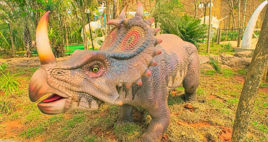 Foto demonstrativa de Ingresso Vale dos Dinossauros em Olimpia SP